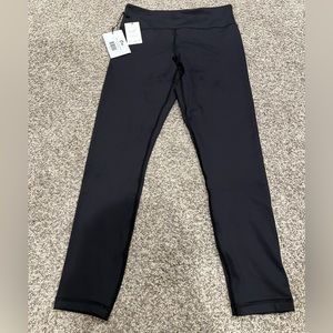NWT- Zyia Light n Tight Mid-Rise 7/8 24” Leggings